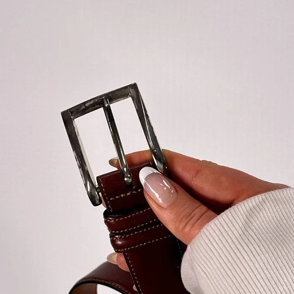 Trafalgar Men’s Dress Belt Easton Cortina Leather Brown Size 40 - Picture 5 of 15